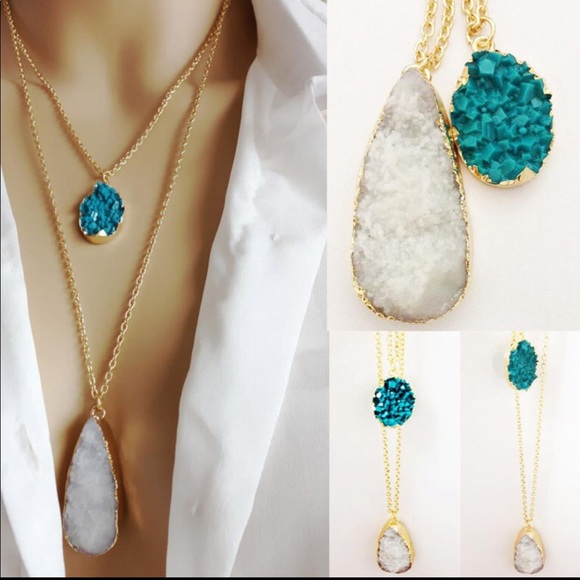 Jewelry - Double Layered Necklace